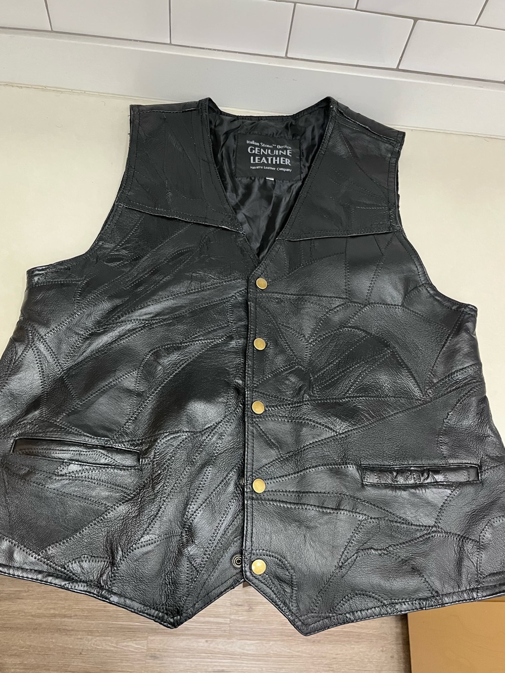 Navarre Leather Co Vest Men’s Black Genuine Leather  fits - Size L - Biker Vest